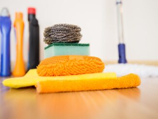 découvrez nos conseils et astuces pratiques pour l'entretien et la maintenance de votre maison : nettoyage, réparations, sécurité et économies d'énergie.