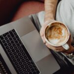 découvrez des idées et conseils pour concevoir un home office fonctionnel et esthétique. optimisez votre espace de travail à la maison grâce à nos inspirations déco et solutions d’aménagement.