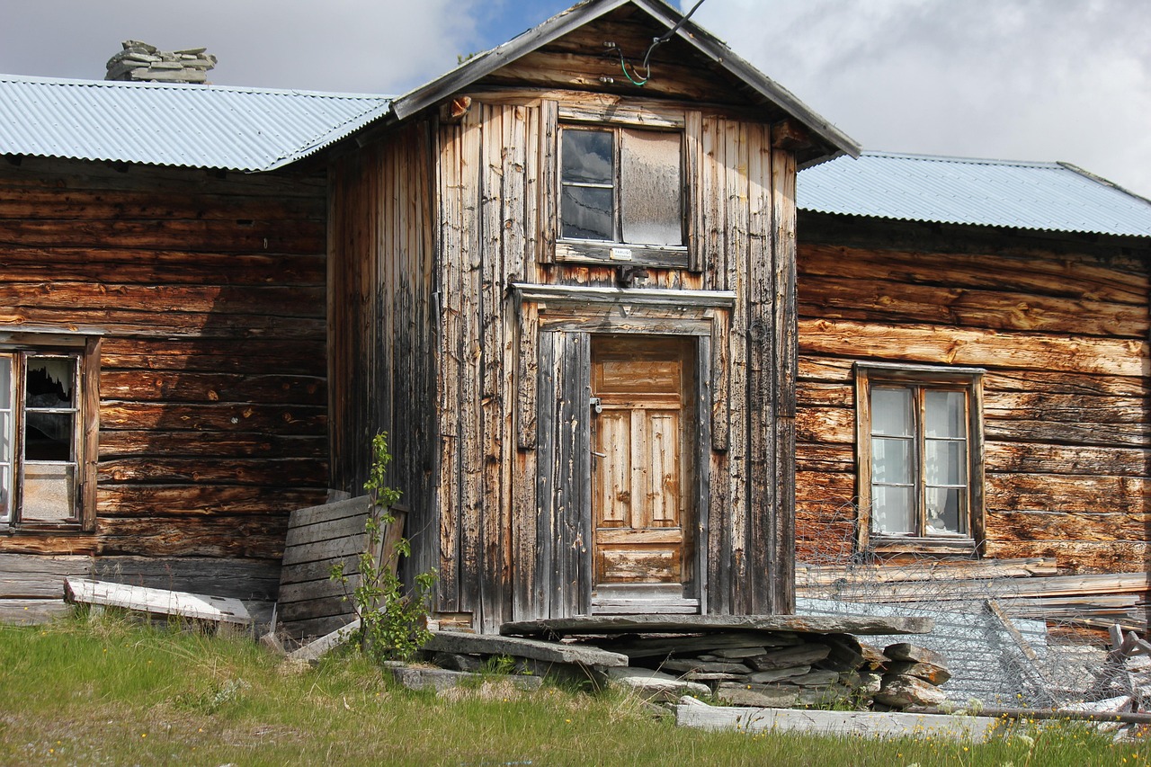 découvrez les avantages et inconvénients d'acheter une maison neuve ou ancienne. comparez les critères essentiels pour faire le meilleur choix selon vos besoins et votre budget.