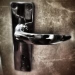 découvrez notre gamme de portes de sécurité robustes pour protéger efficacement votre domicile ou votre entreprise. sécurité, design et qualité sont au rendez-vous. demandez votre devis gratuit !